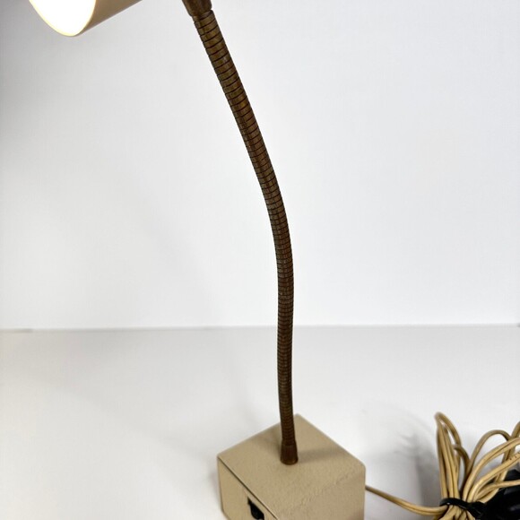 Vintage MCM Cream  Gooseneck Desk Lamp Adjustable Working - Picture 4 of 10